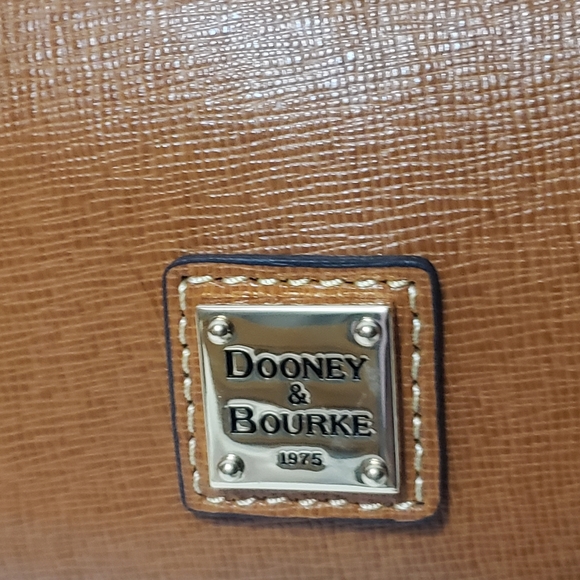 NEW! DOONEY & BOURKE Pebble Grain Leather Large Frame Coin Purse/Pouch - Picture 2 of 8